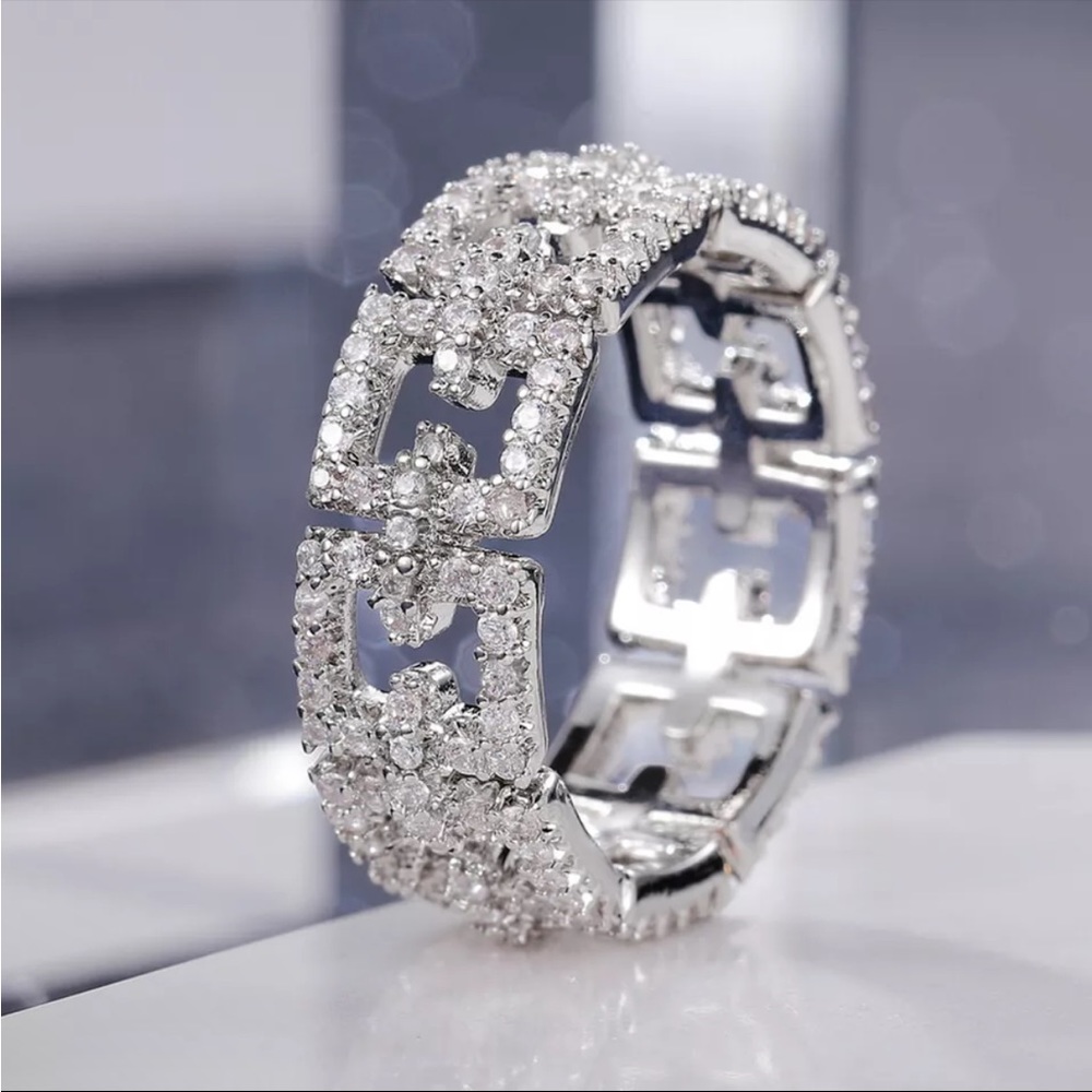 Sold out 925 Silver Filled Cubic Zirconia Square Link Ring - Picture 2 of 3